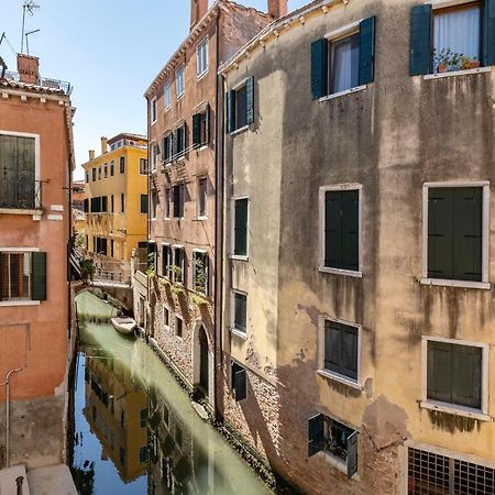 Querini Suite-Balcony On Canal, Close To San Marco Venedik Dış mekan fotoğraf