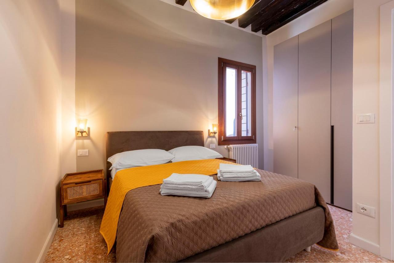 Querini Suite-Balcony On Canal, Close To San Marco Venedik Dış mekan fotoğraf
