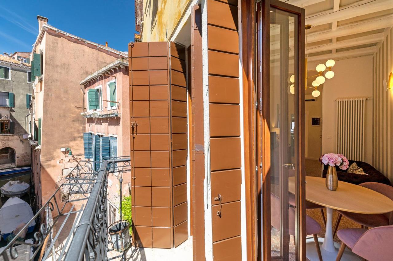 Querini Suite-Balcony On Canal, Close To San Marco Venedik Dış mekan fotoğraf